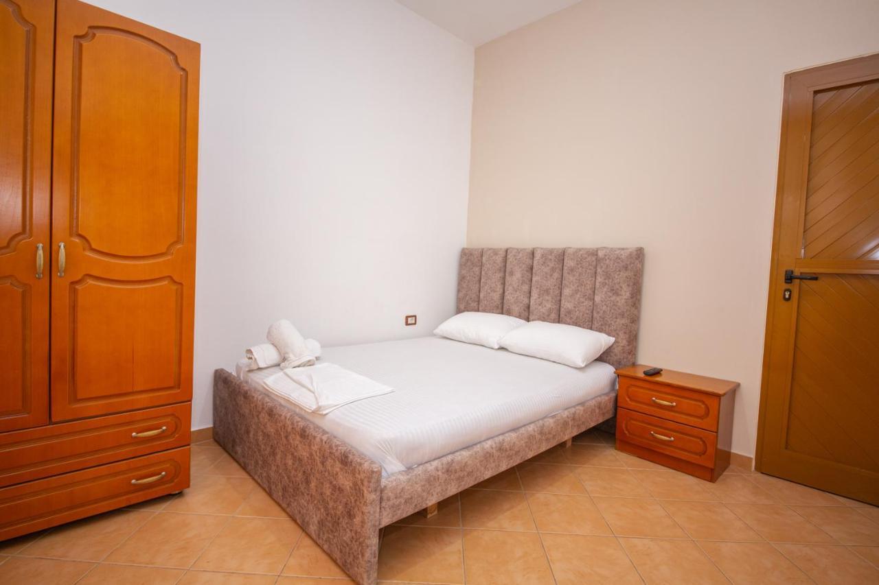 Villa Diamond Εξαμίλιο Εξωτερικό φωτογραφία