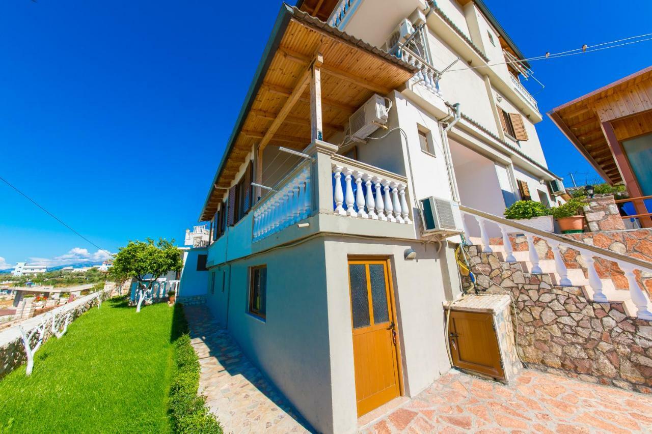 Villa Diamond Εξαμίλιο Εξωτερικό φωτογραφία