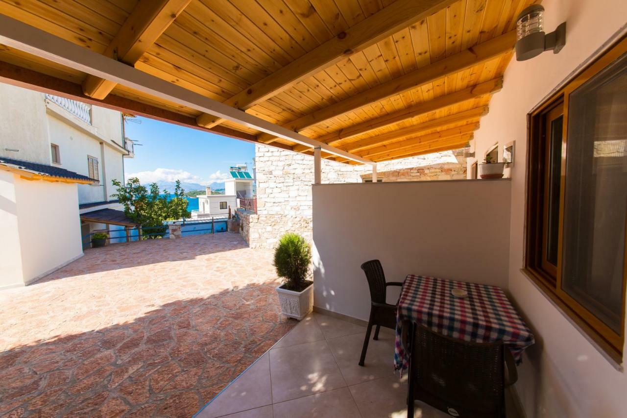 Villa Diamond Εξαμίλιο Εξωτερικό φωτογραφία